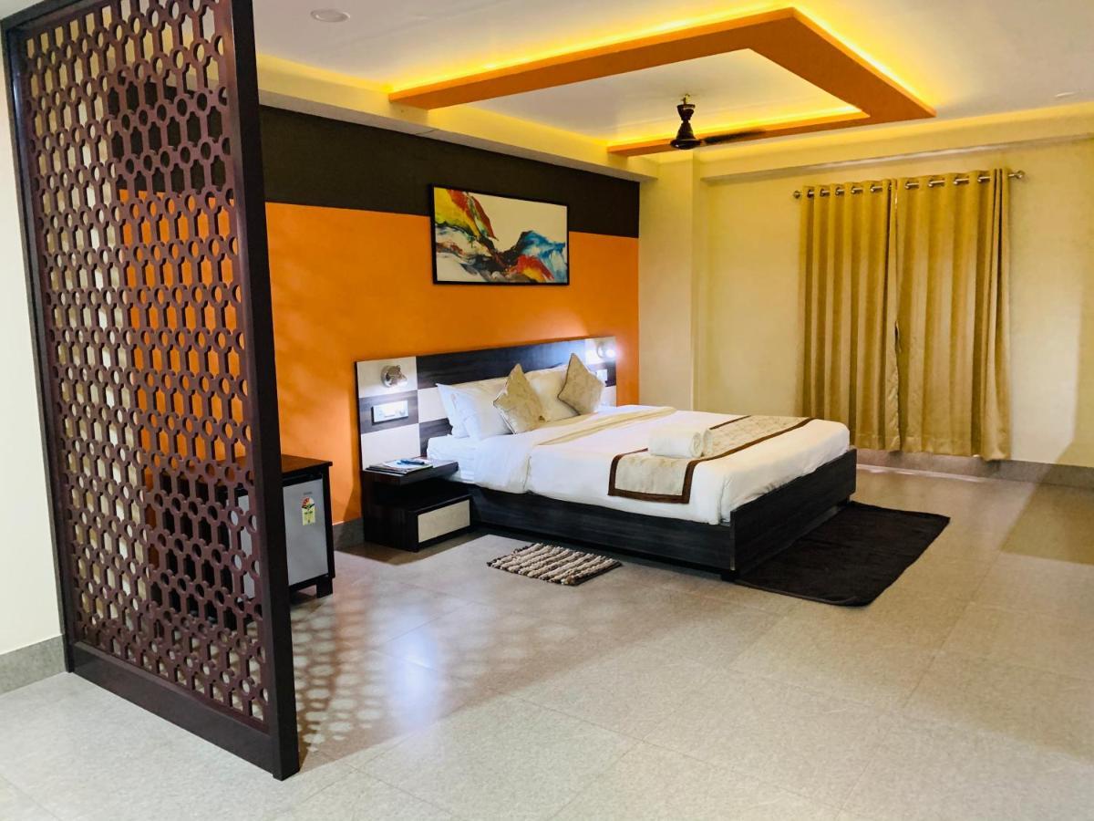 The Loft Hotel, Siliguri Exterior photo